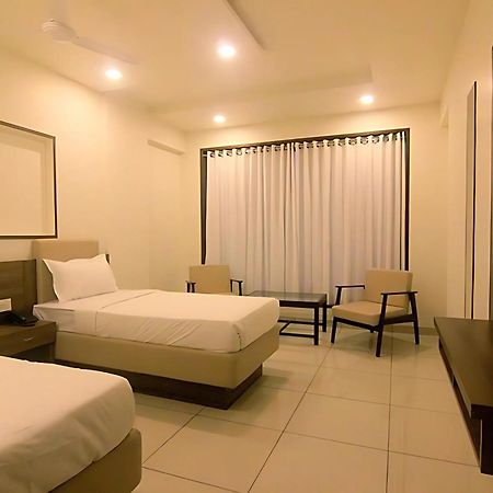 Srijan Inn Ābu Road 外观 照片