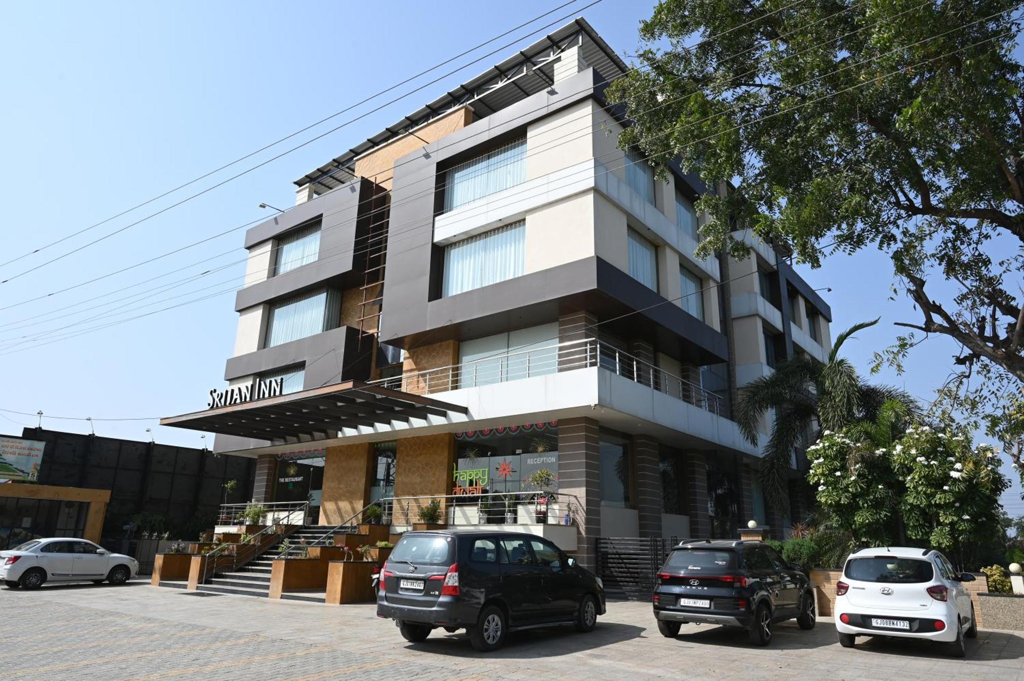 Srijan Inn Ābu Road 外观 照片